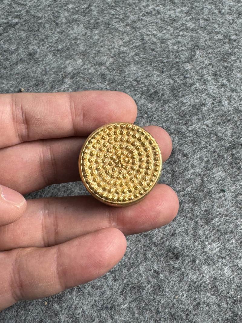 金質花蕊紋蓋盒 - 图3
