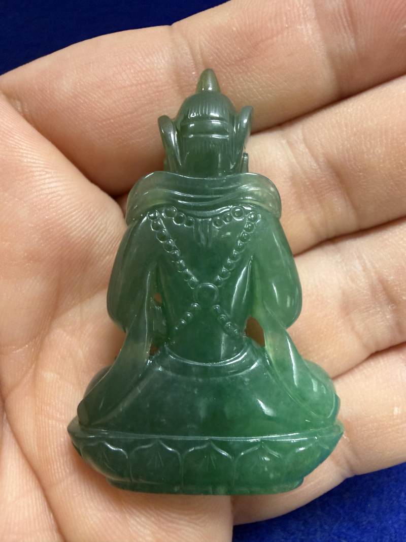 清晚期 翡翠佛 - 图15