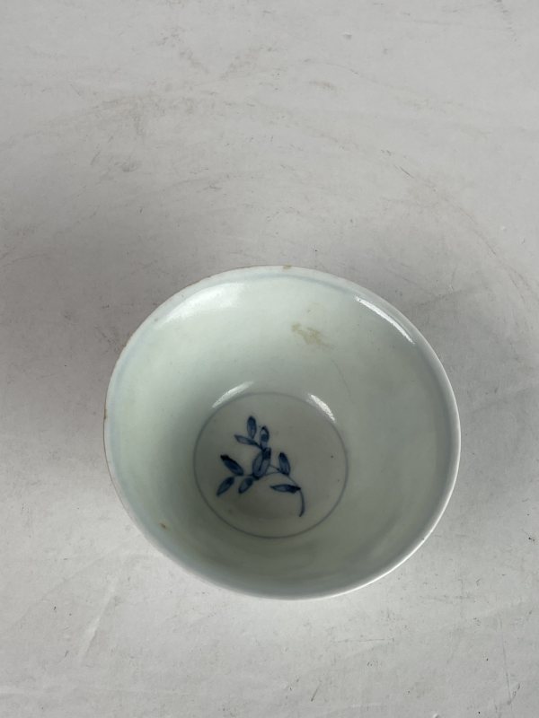 解放后 青花人物纹小杯 - 图5