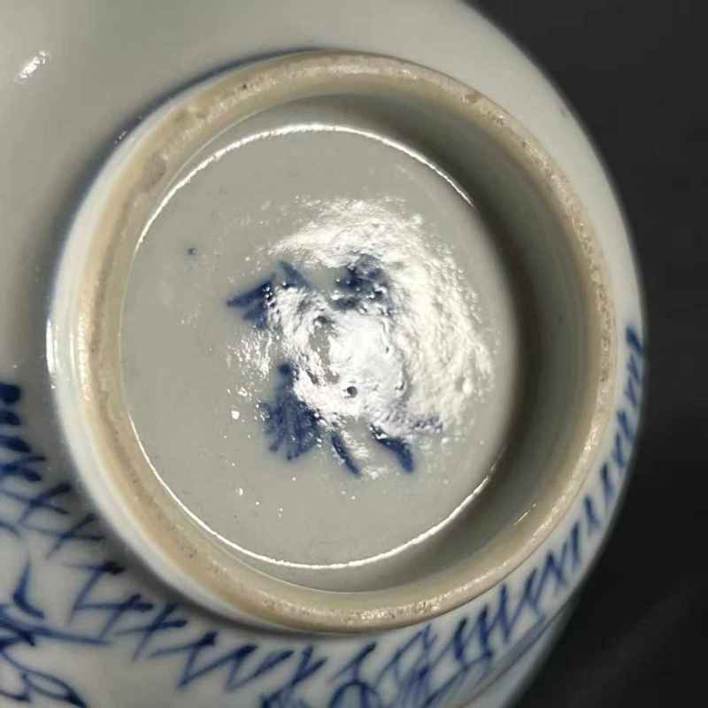 清道光 青花花卉纹压手杯 - 图7