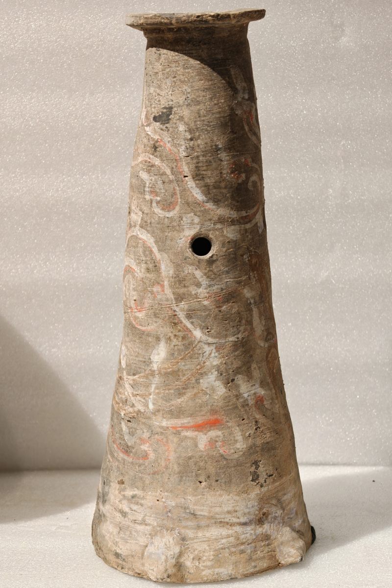 东汉 彩绘灰陶三层多枝灯 - 图156