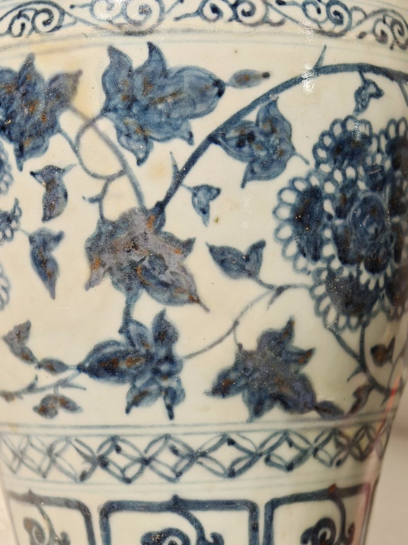 元 青花凤穿花缠枝牡丹纹梅瓶 - 图16