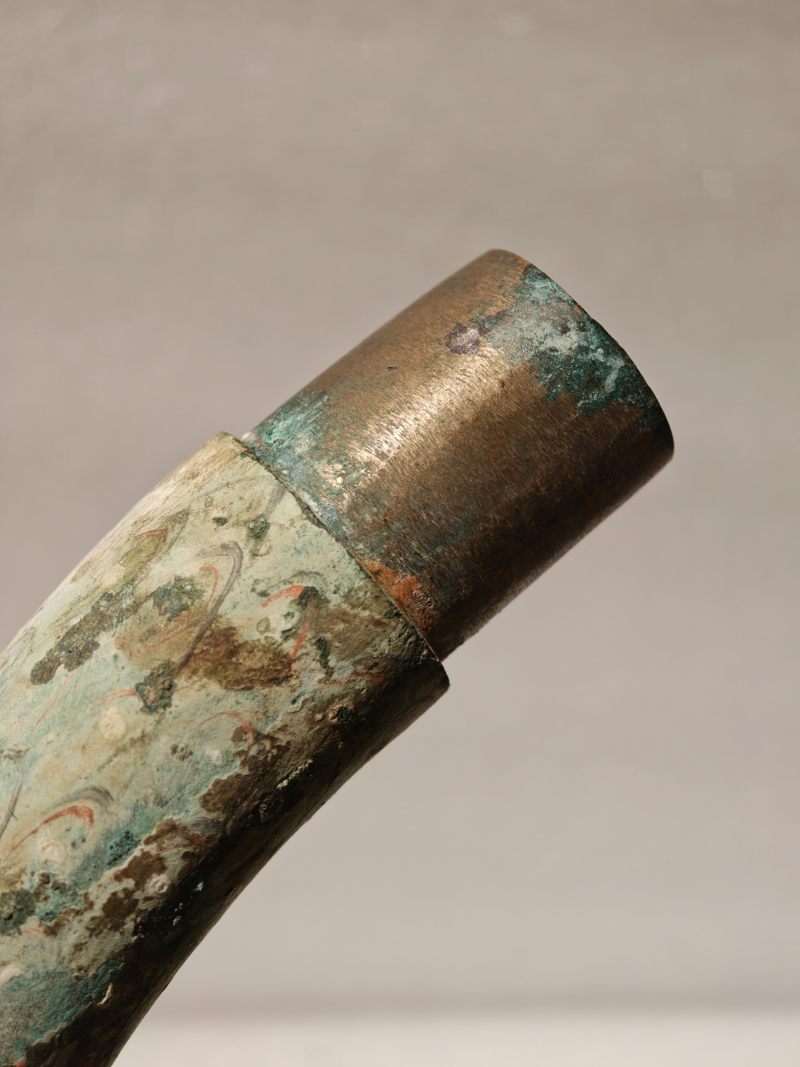西汉 彩绘青铜龙首衔鱼灯 - 图29