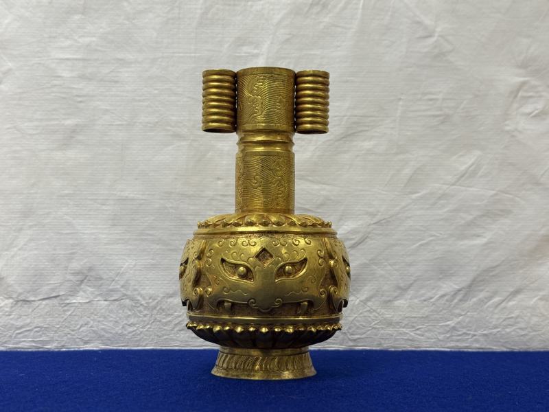 明 金質獸面紋投壺 - 图4