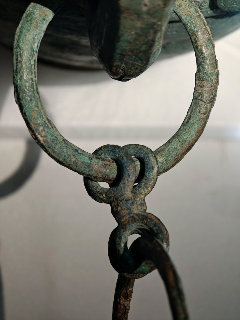 春秋 蟠虺纹青铜盥缶 - 图13