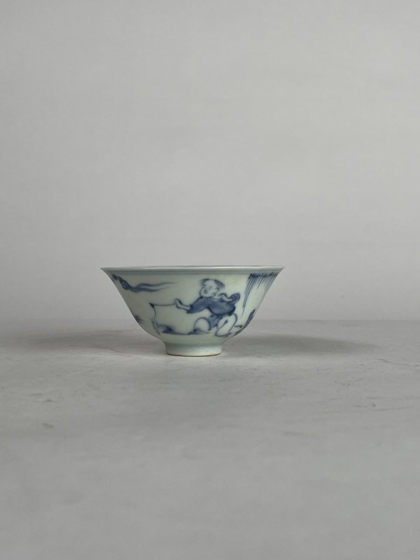 解放后 青花人物纹小杯