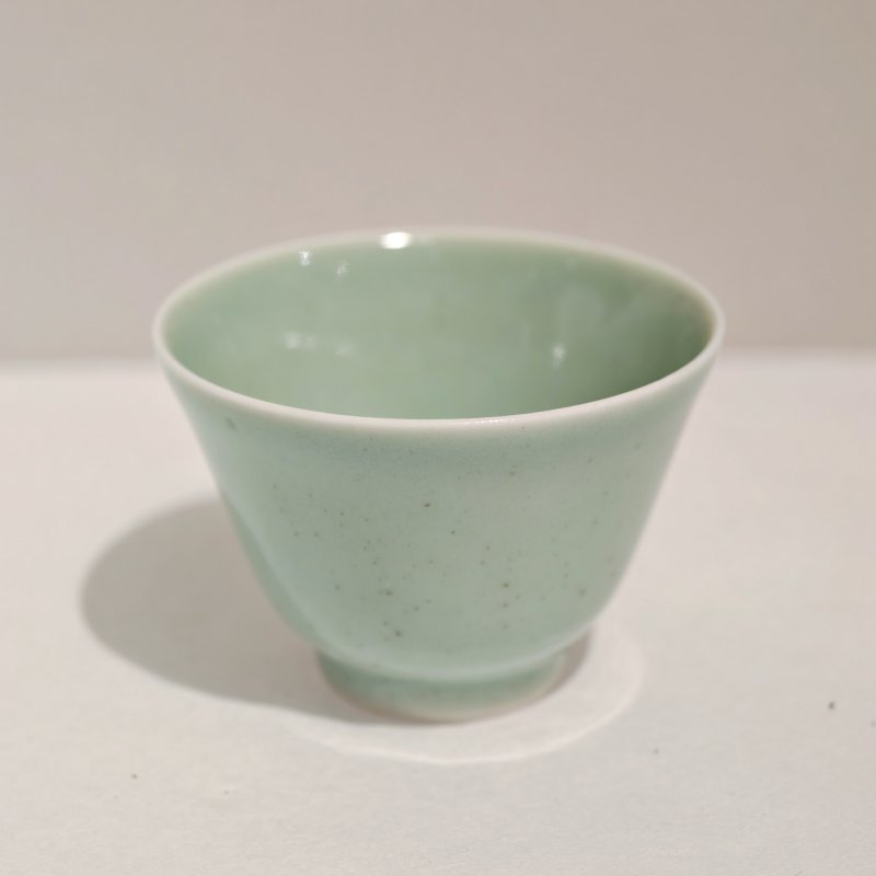 清乾隆 青釉杯 - 图2