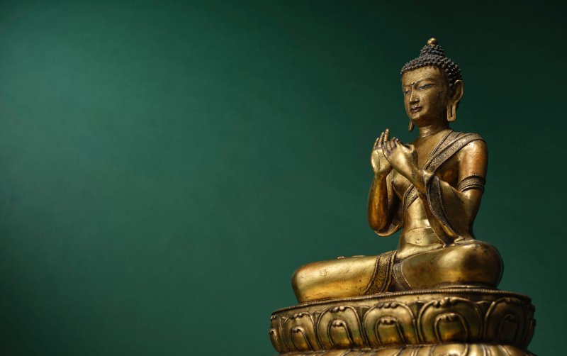 西藏 十六世紀 銅鎏金燃燈佛像 | A GILT COPPER ALLOY FIGURE OF DIPANKARA - 图8