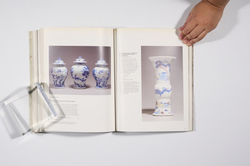 2006年纽约佳士得《重要中国瓷器及工艺品》 - 图10