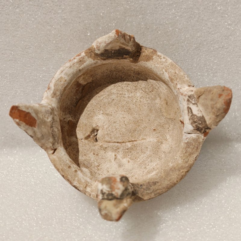 东汉 彩绘灰陶三层多枝灯 - 图3