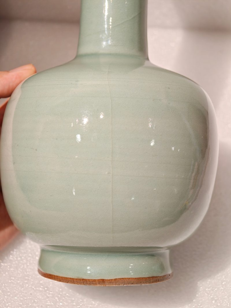 元 龙泉窑粉青釉双耳胆瓶 - 图10