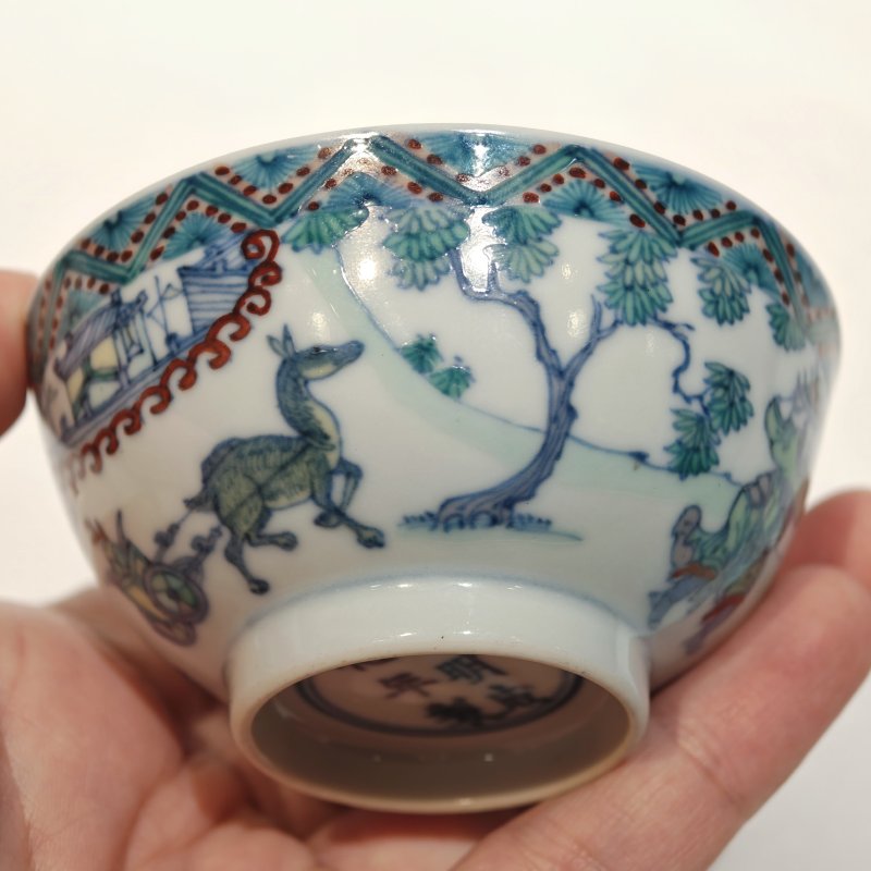 清康熙 斗彩八蛮进宝图杯 - 图11