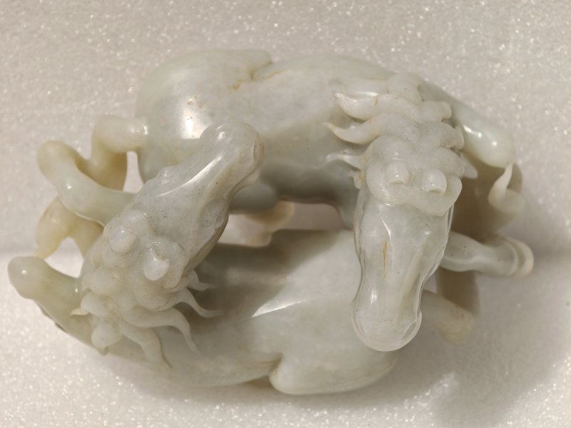 清 白玉雕双骏摆件 - 图6