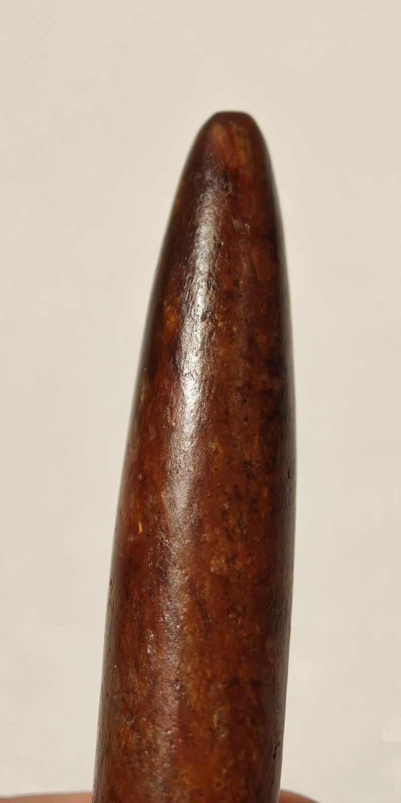 良渚文化 红沁玉锥形器 - 图12