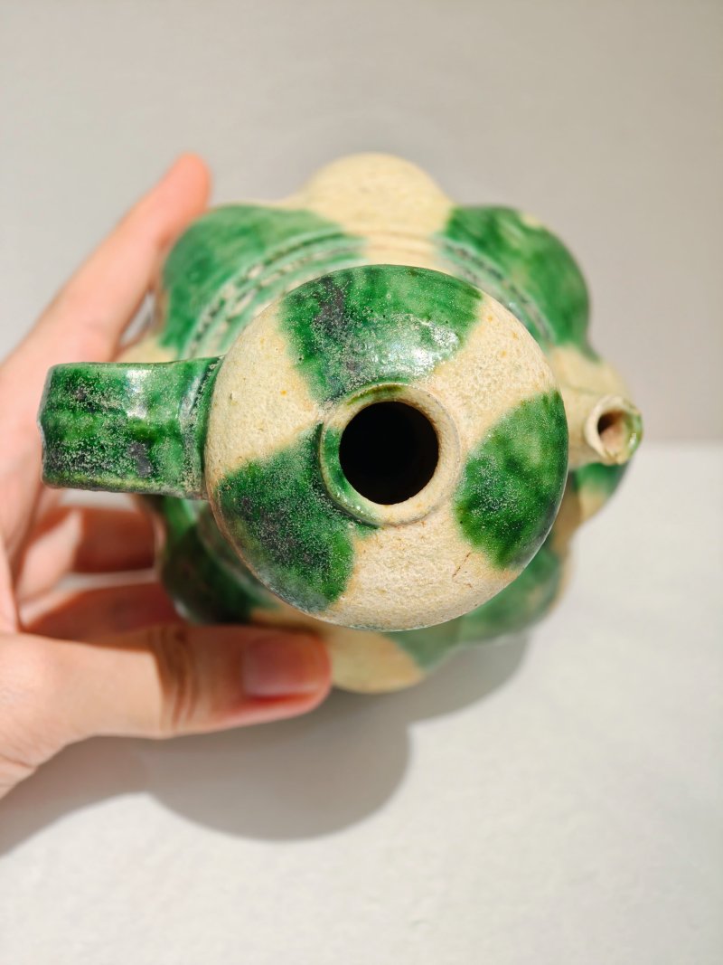 唐 巩义窑白绿釉葫芦形执壶 - 图7