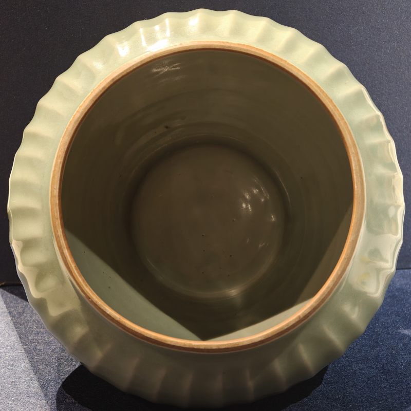 元 龙泉窑粉青釉线条罐 - 图6