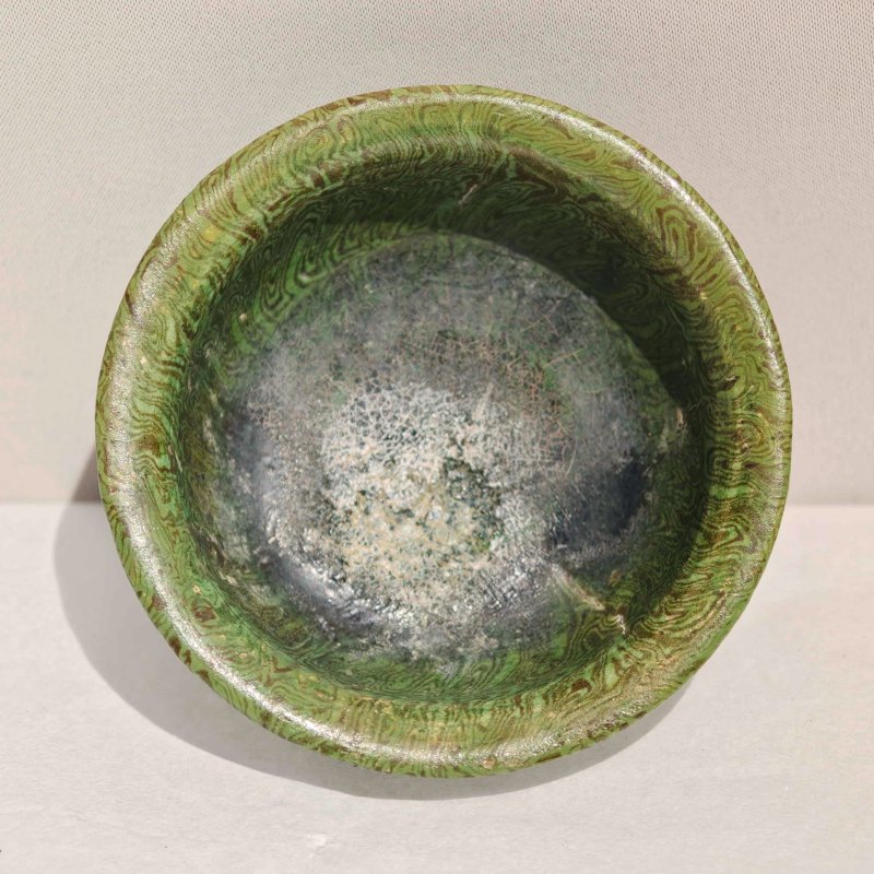 唐 绿釉绞胎束腰杯 - 图9