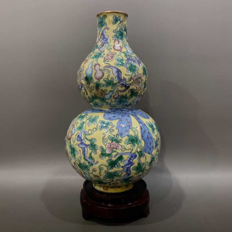 20世纪70年代 铜胎画珐琅福禄万代葫芦瓶
