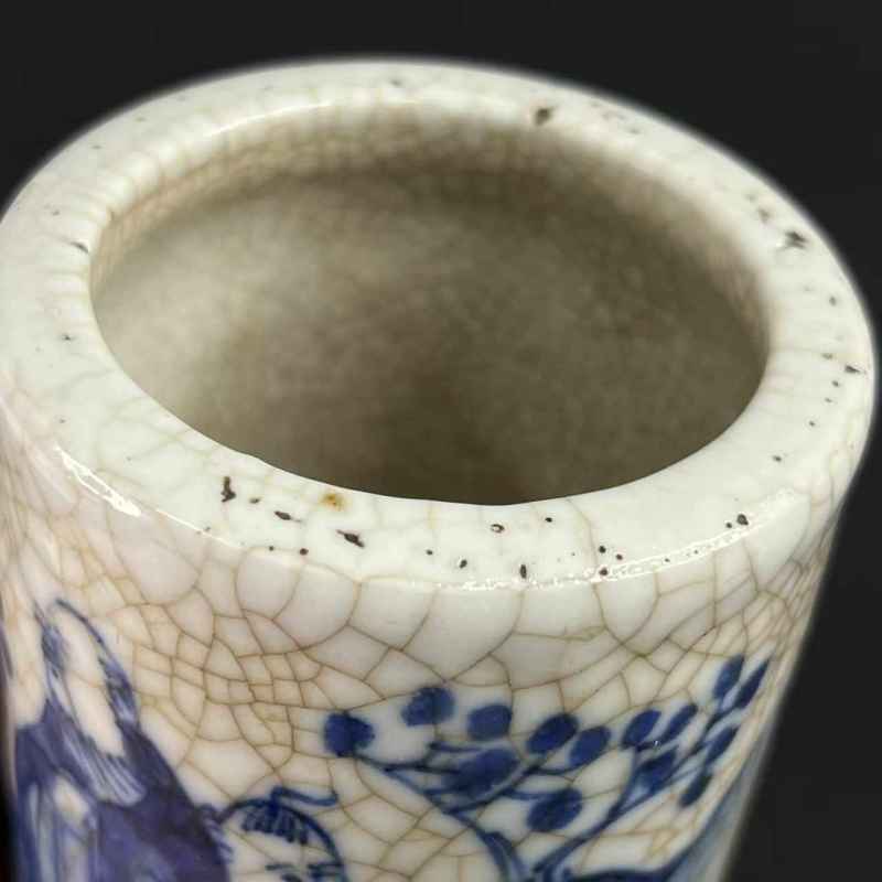 清 哥釉青花人物纹笔筒 - 图9
