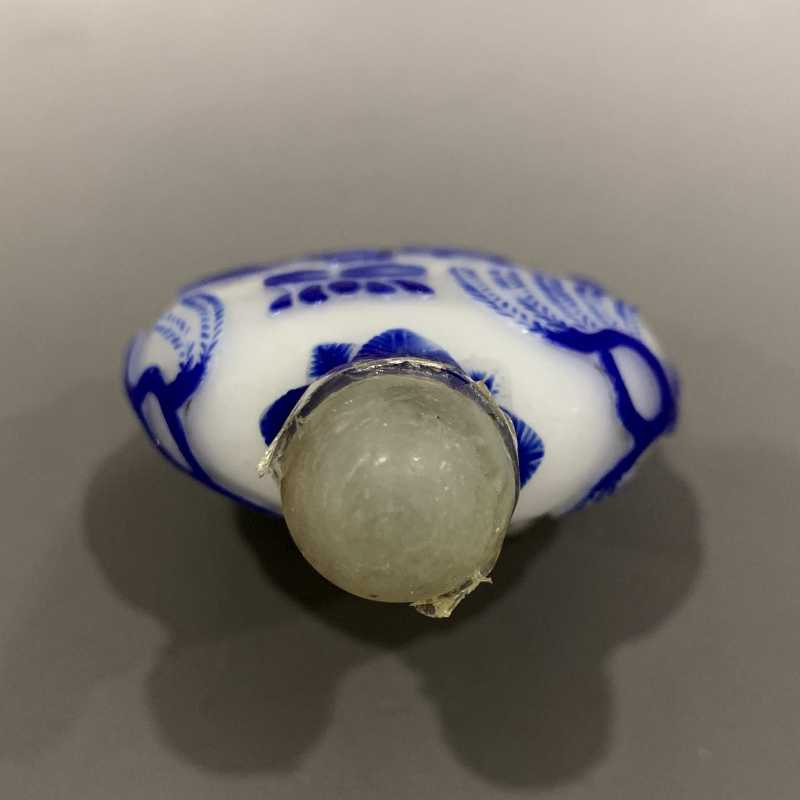 20世纪60年代 套料渔乐纹烟壶 - 图6