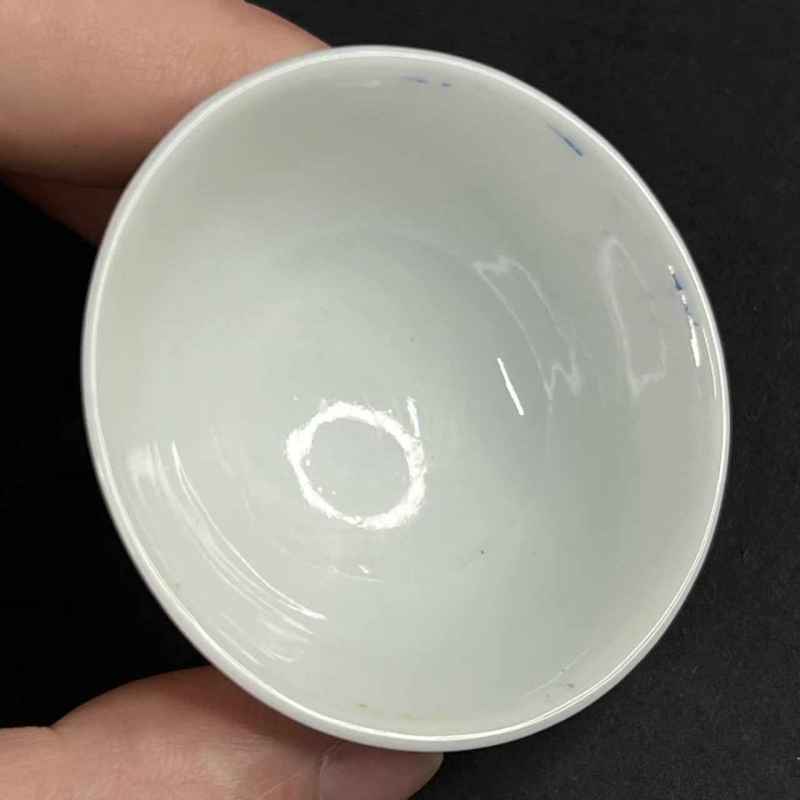 清晚期 矾红粉彩团龙纹杯一组3只 - 图16