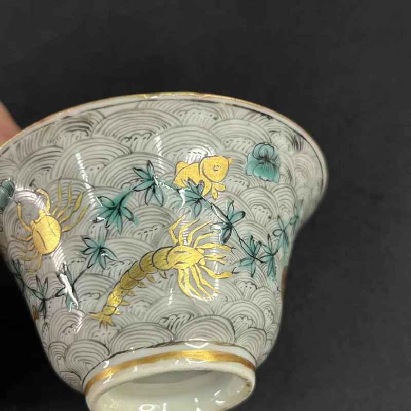 清 粉彩鱼蟹图杯 - 图9