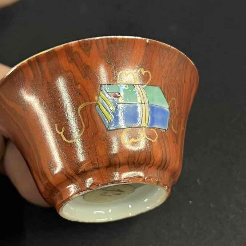 清雍正 仿木纹粉彩富贵如意图杯碟一套 - 图6