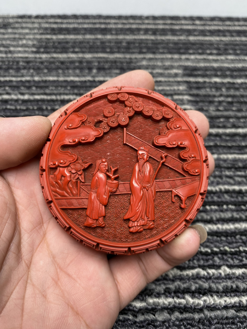 清 剔红人物故事图香盒 - 图9