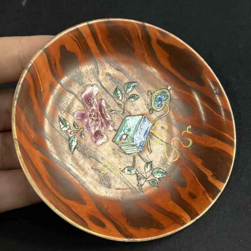 清雍正 仿木纹粉彩富贵如意图杯碟一套 - 图12