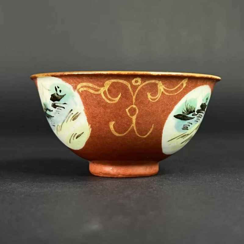 清中期 珊瑚红描金开窗压手杯 - 图6