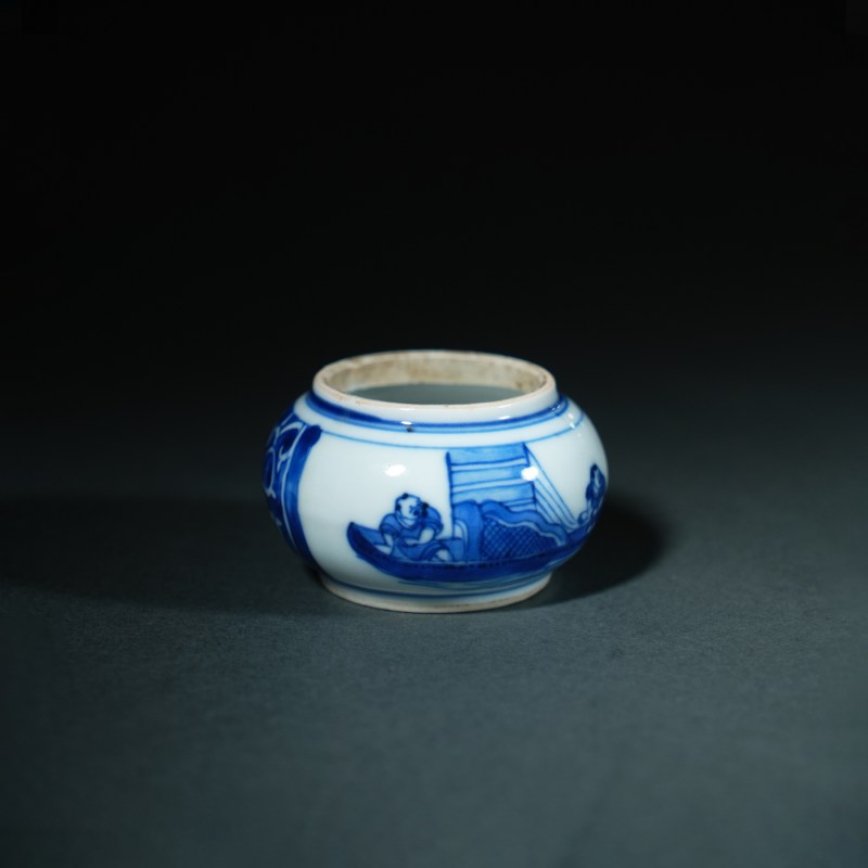 明崇祯 青花祥瑞行舟人物纹茶入 - 图5