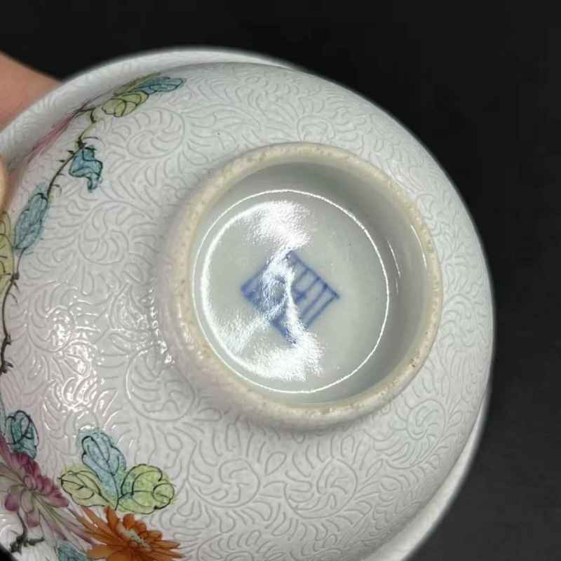 清中期 白轧道花卉压手杯 - 图6