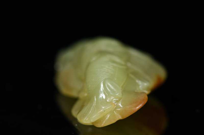  黄玉雕年年有余挂坠 - 图5