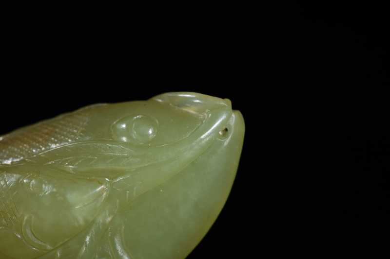  黄玉雕年年有余挂坠 - 图7