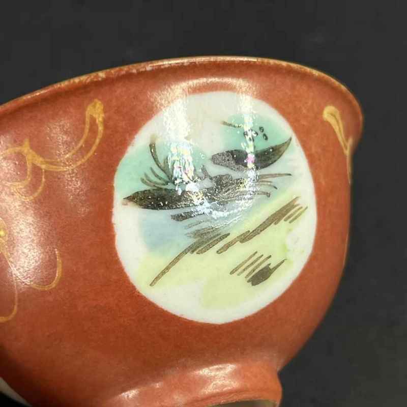 清中期 珊瑚红描金开窗压手杯 - 图11