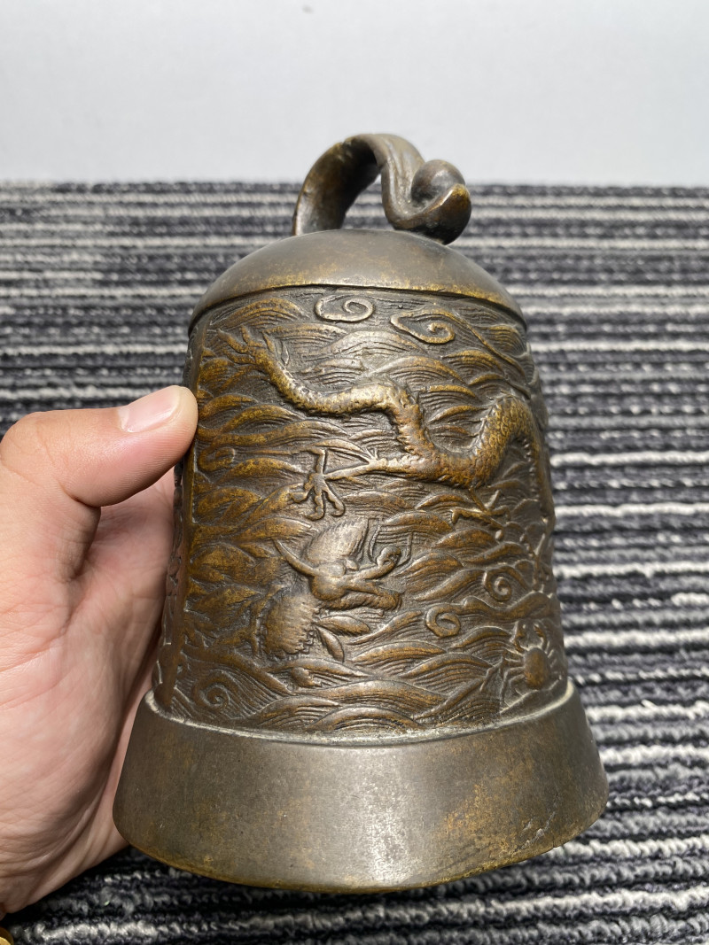 清 铜双龙戏珠纹钟 - 图12