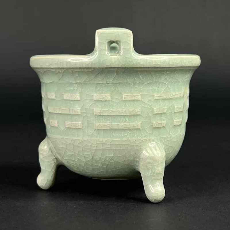 清中期 青釉八卦纹香炉 - 图4