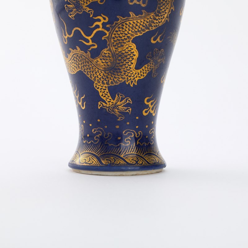 清康熙 霁蓝釉描金龙纹瓶 - 图7