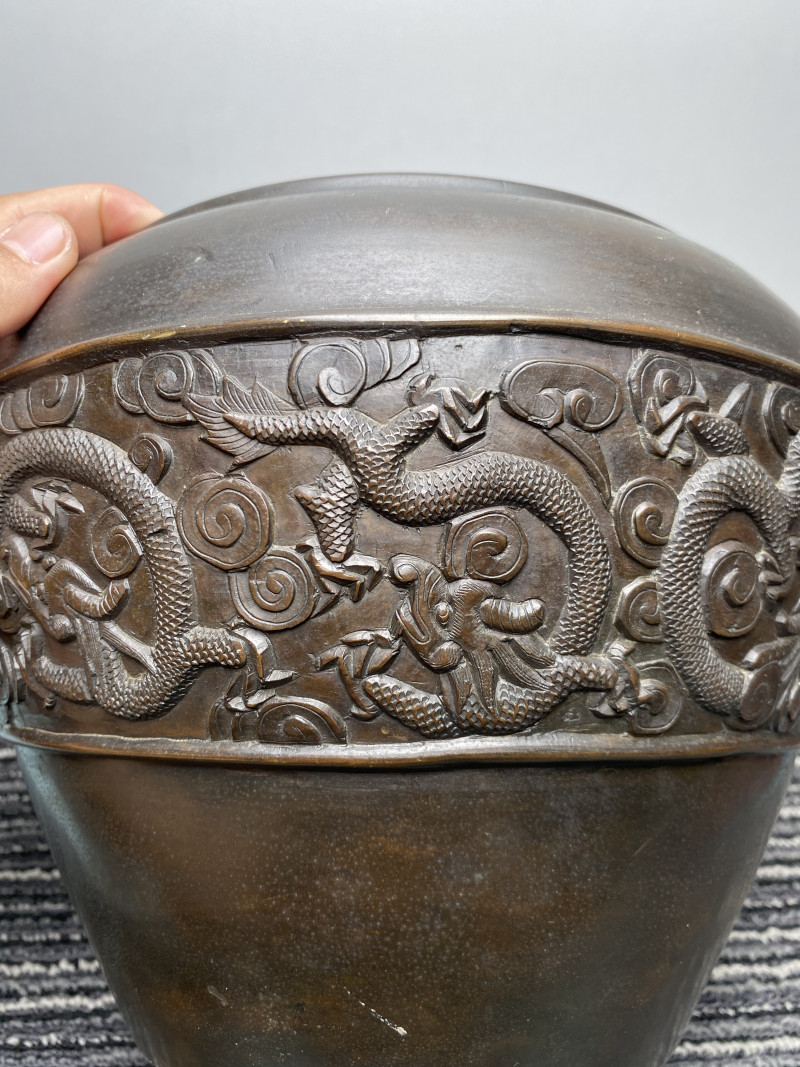 清 “大明宣德年制”款铜龙钮炉 - 图17