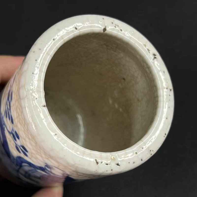 清 哥釉青花人物纹笔筒 - 图7
