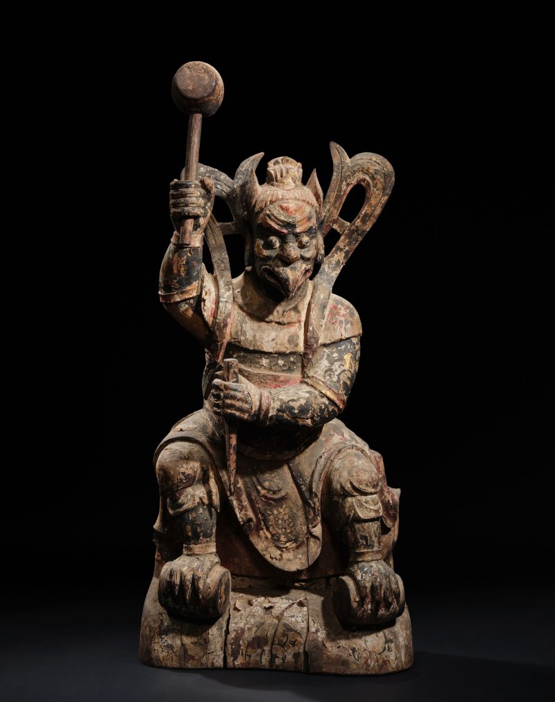 明 約十六世紀 彩繪木雕雷公像 | A POLYCHROMED WOOD FIGURE OF LEI GONG - 图1