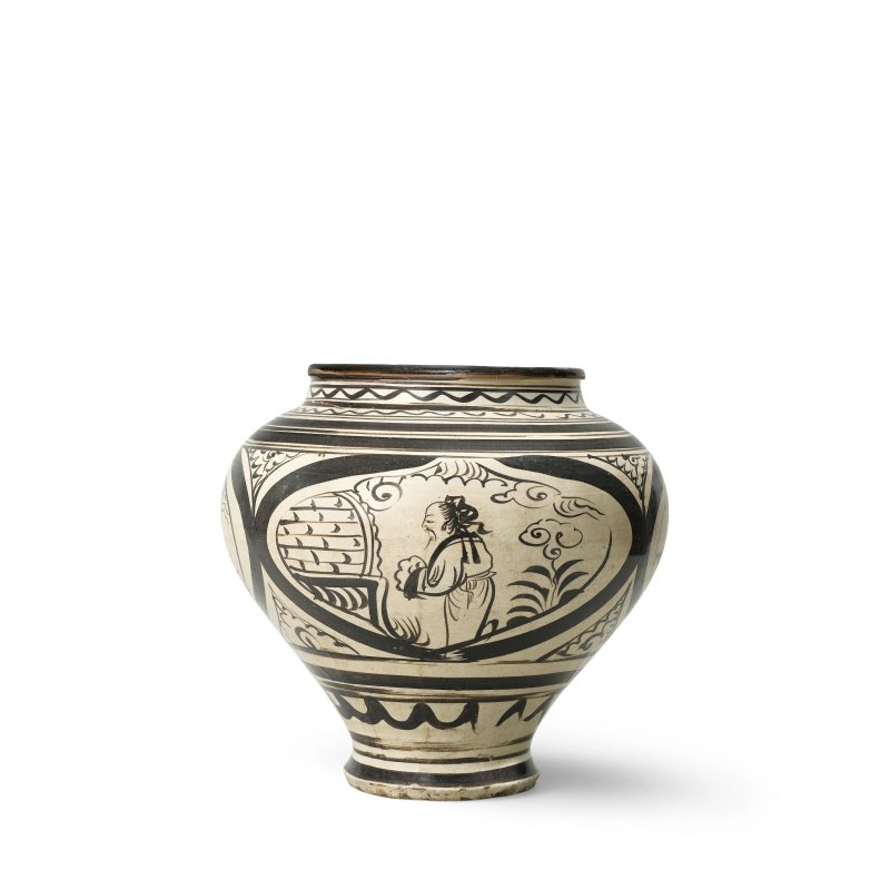 元　磁州窯白地黑花開光人物花鳥圖大罐 | A CIZHOU PAINTED 'FIGURAL' JAR - 图3