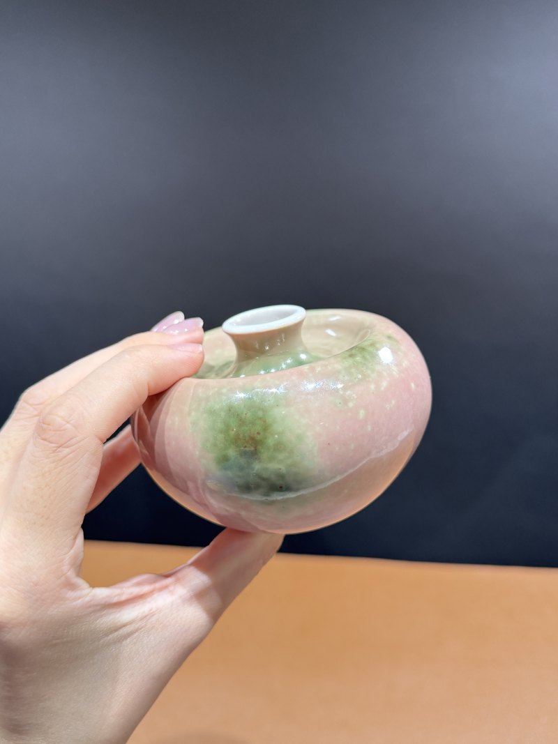 清康熙 豇豆红釉苹果尊 - 图8