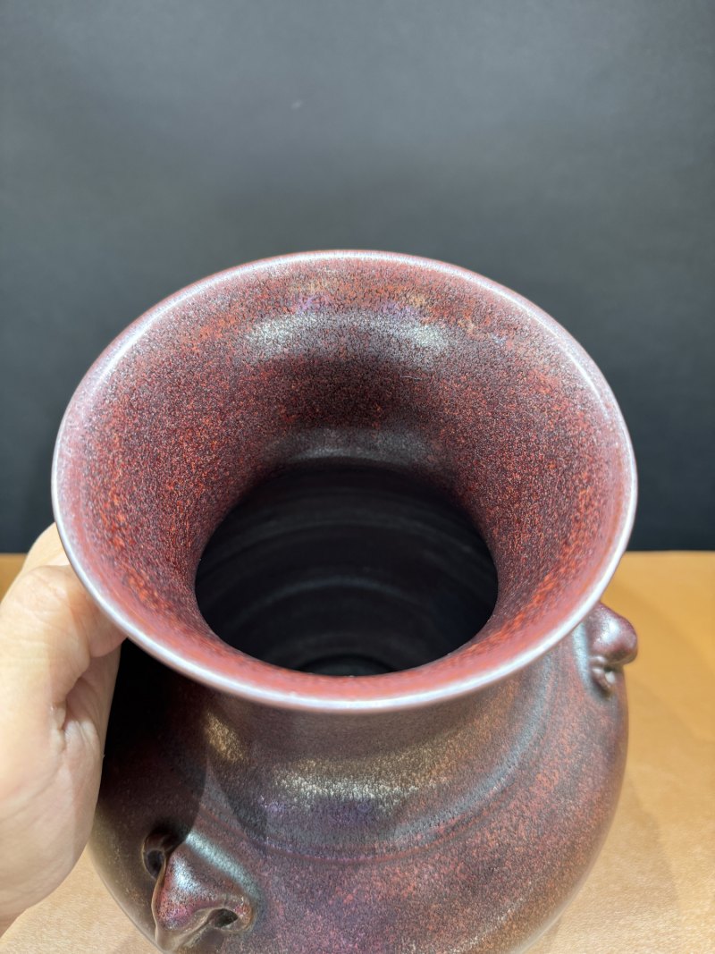 清雍正 铁锈花釉三羊尊 - 图10