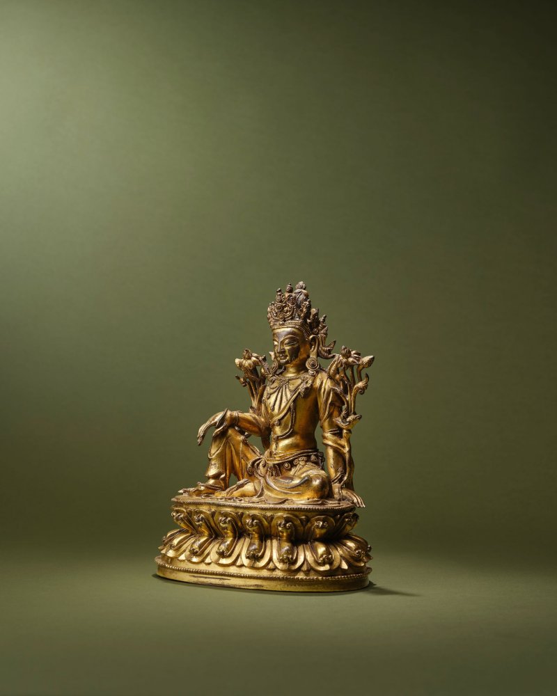 十五世紀　銅鎏金蓮花手觀音坐像 | A RARE GILT-BRONZE FIGURE OF AVALOKITESHVARA PADMAPANI - 图5