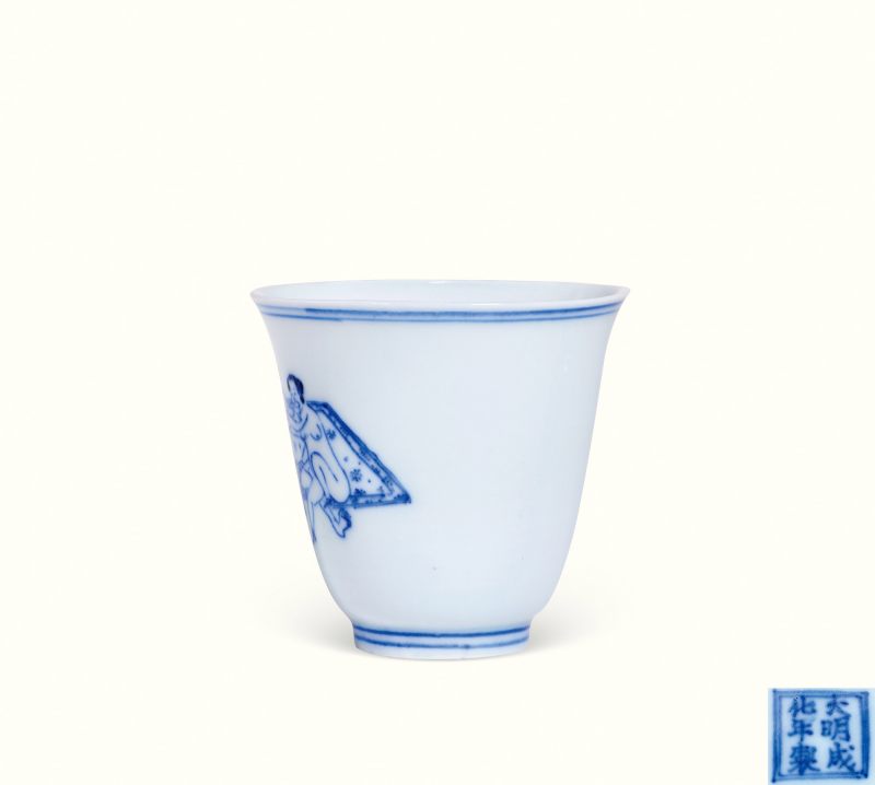 明崇祯 青花才子佳人图铃铛杯