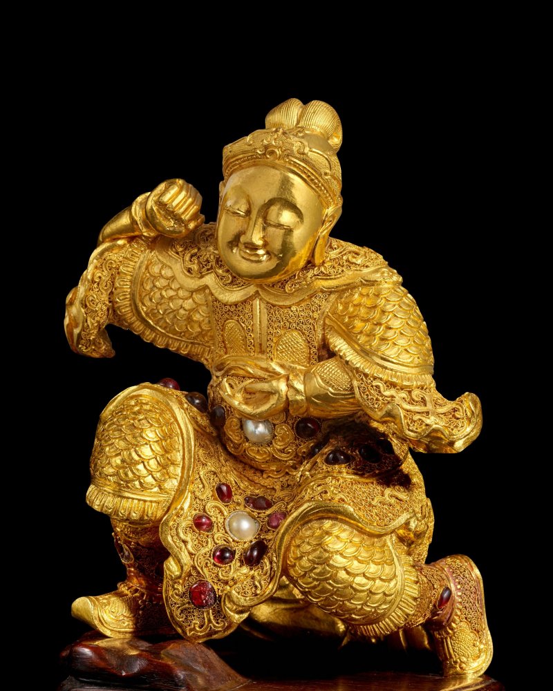 清乾隆 金嵌寶忠臣像 | AN EXCEPTIONALLY RARE GOLD GEM-SET FIGURE OF THE 'LOYAL GENERAL' - 图6