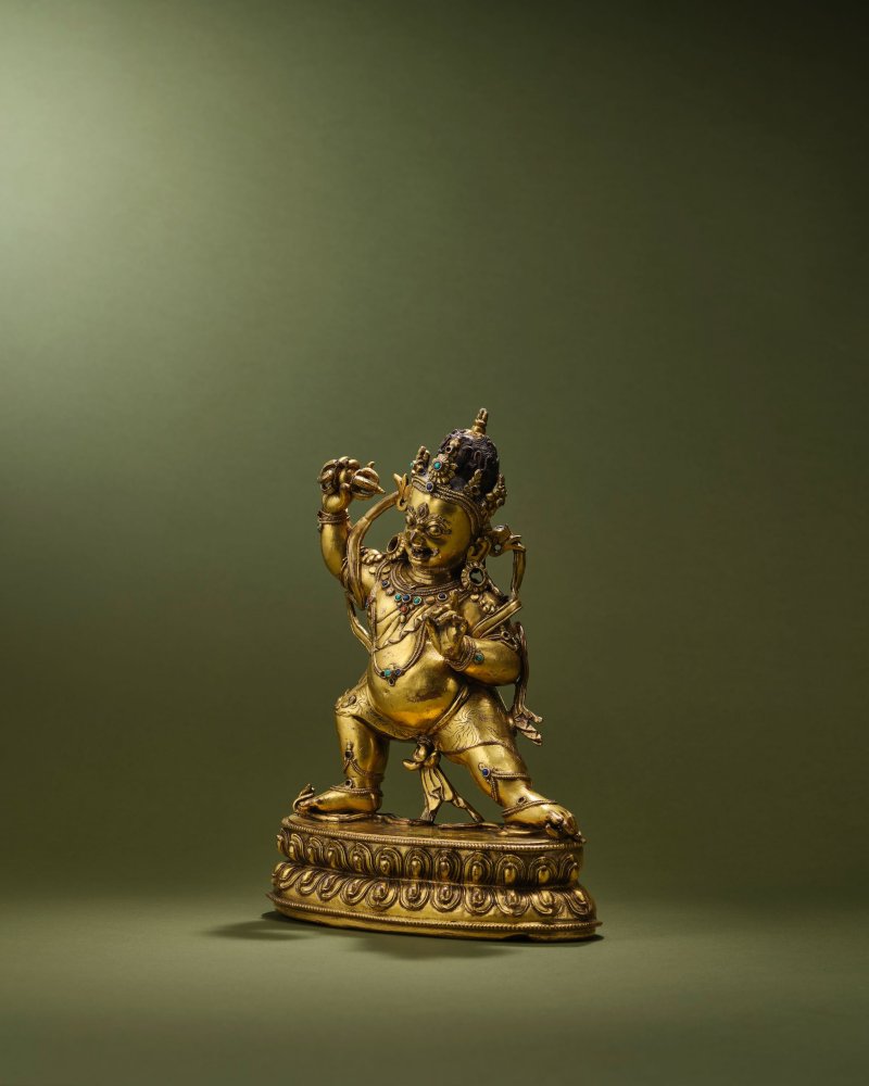 西藏　十四/十五世紀　銅合金鎏金金剛手菩薩像 | A RARE GILT COPPER-ALLOY FIGURE OF VAJRAPANI KRODHA - 图6