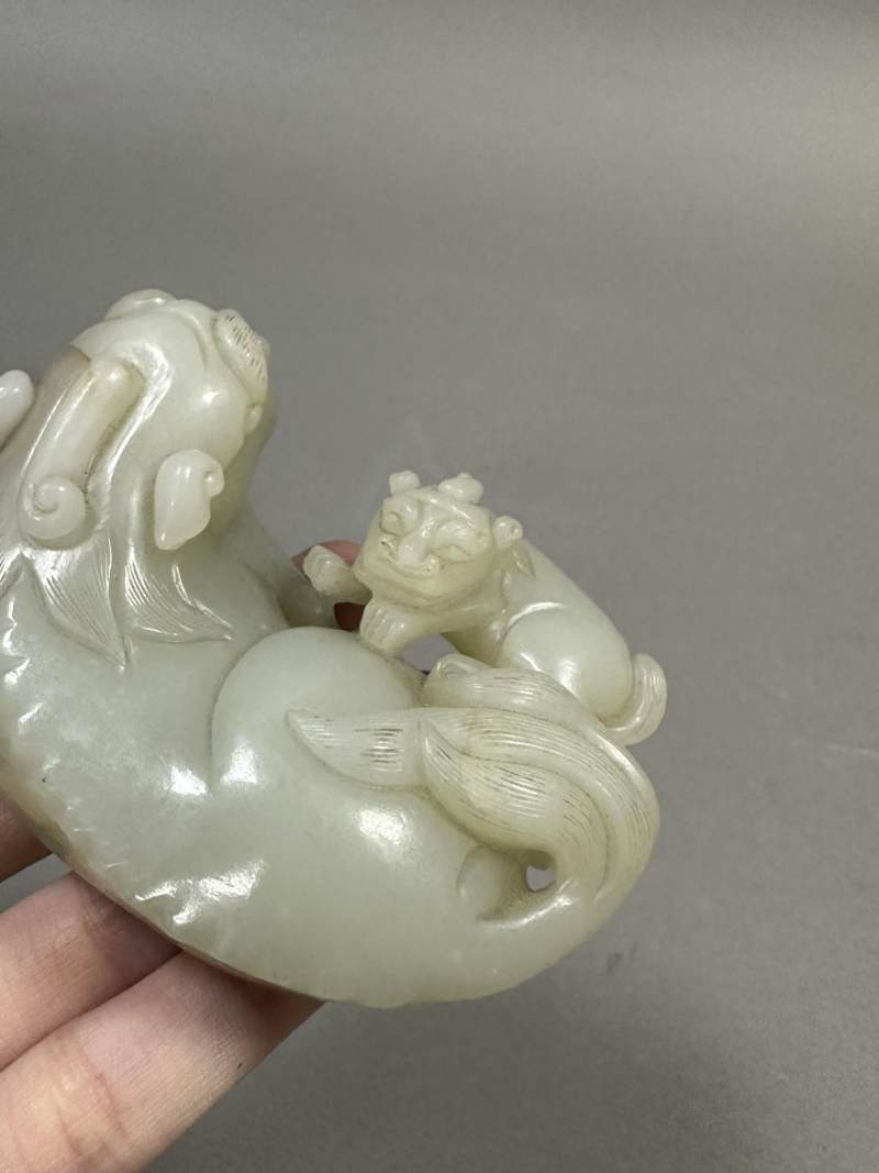    清 和田玉圆雕太狮少狮摆件 - 图6