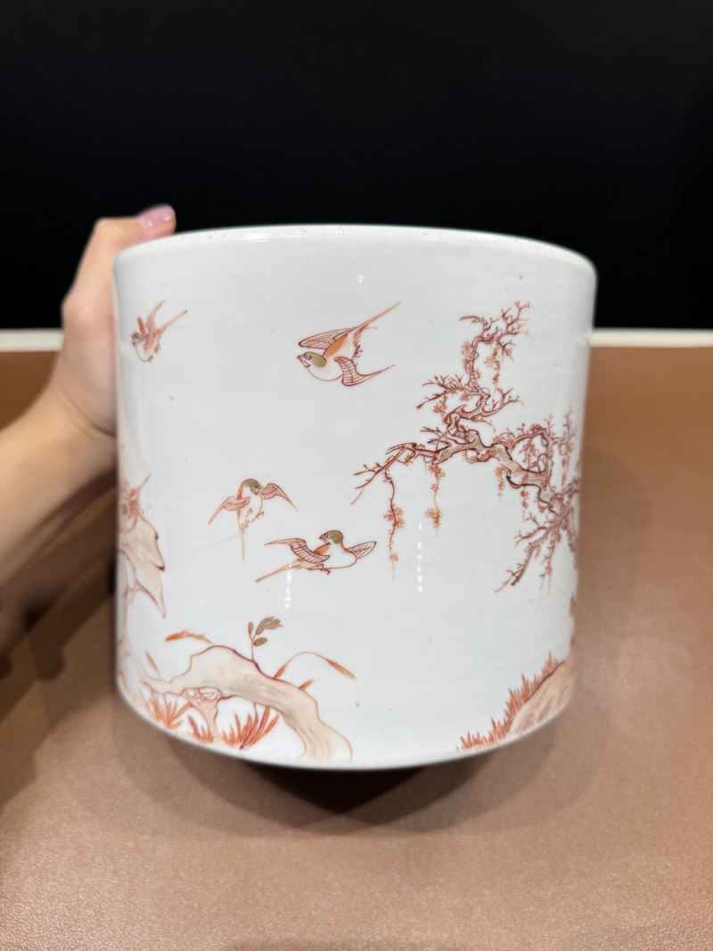 清康熙 矾红描金月月见喜图笔筒 - 图6